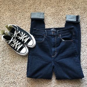 ✨A&F Ultra High Rise Skinny Jeans